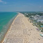 Enjoy Our Colorful Flat With Sea View - Beahost Lägenhet Bibione