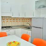 Enjoy Our Colorful Flat With Sea View - Beahost Lägenhet Bibione