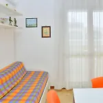 Enjoy Our Colorful Flat With Sea View - Beahost Lägenhet *