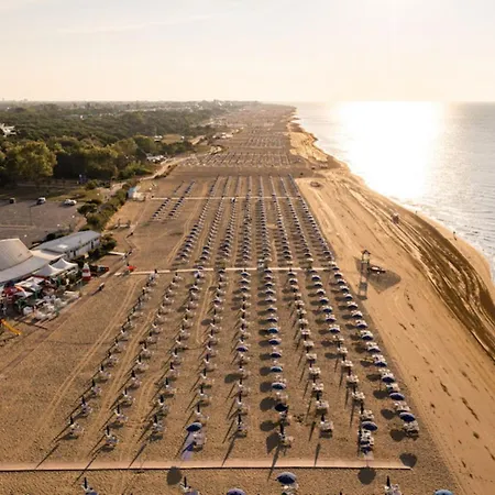 Διαμέρισμα Enjoy Our Colorful Flat With Sea View - Beahost Μπιμπιόνε