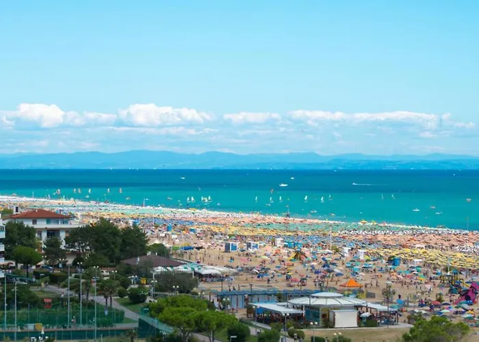 Enjoy Our Colorful Flat With Sea View - Beahost Bibione